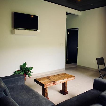 Jungle Home With King Beds -5 Minutes From The Beach Uvita Exterior foto